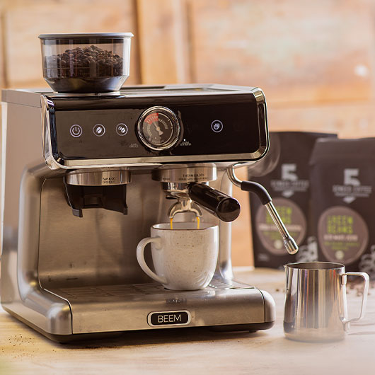 Hoogwaardige espressomachine met maalwerk voor Italiaans koffiegenot