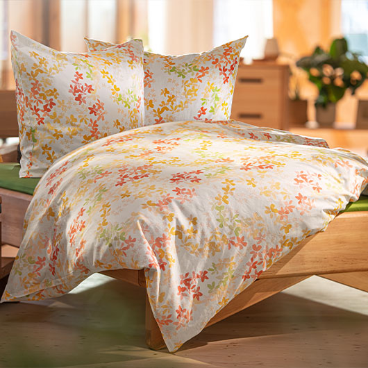 Dekbedovertrek met bloemenprint.