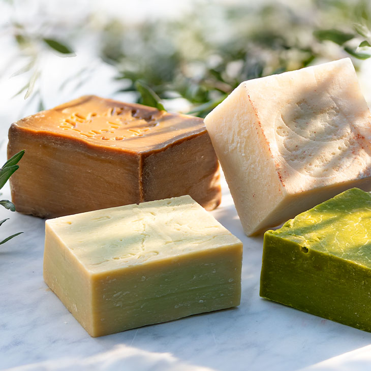 Klik hier voor gecertificeerde natuurlijke cosmetica in biologische kwaliteit