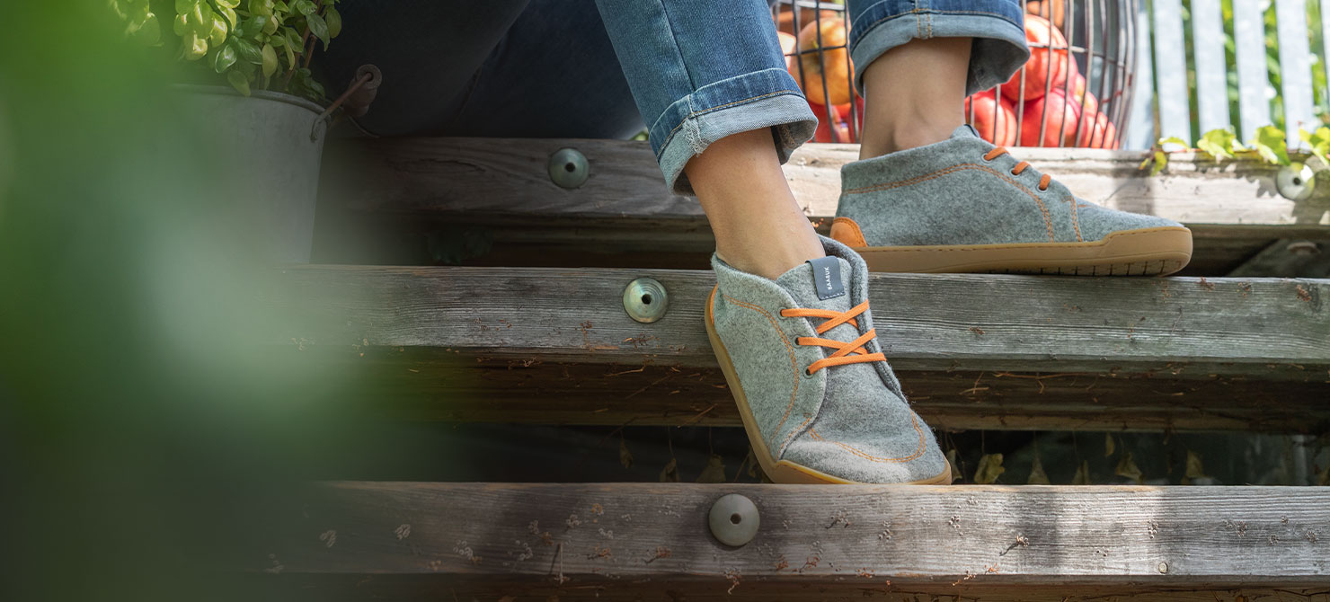 Barefoot schoenen van wol voor de ervaring alsof je op blote voeten loopt