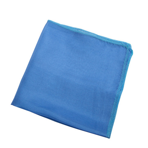 Image of Doek van biologische zijde, lichtblauw Maat: l 27 x b 27 cm