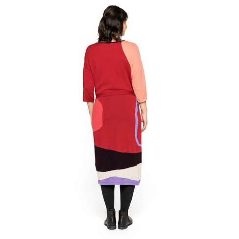 Intarsia jurk van zuiver bio-scheerwol, framboos-motief